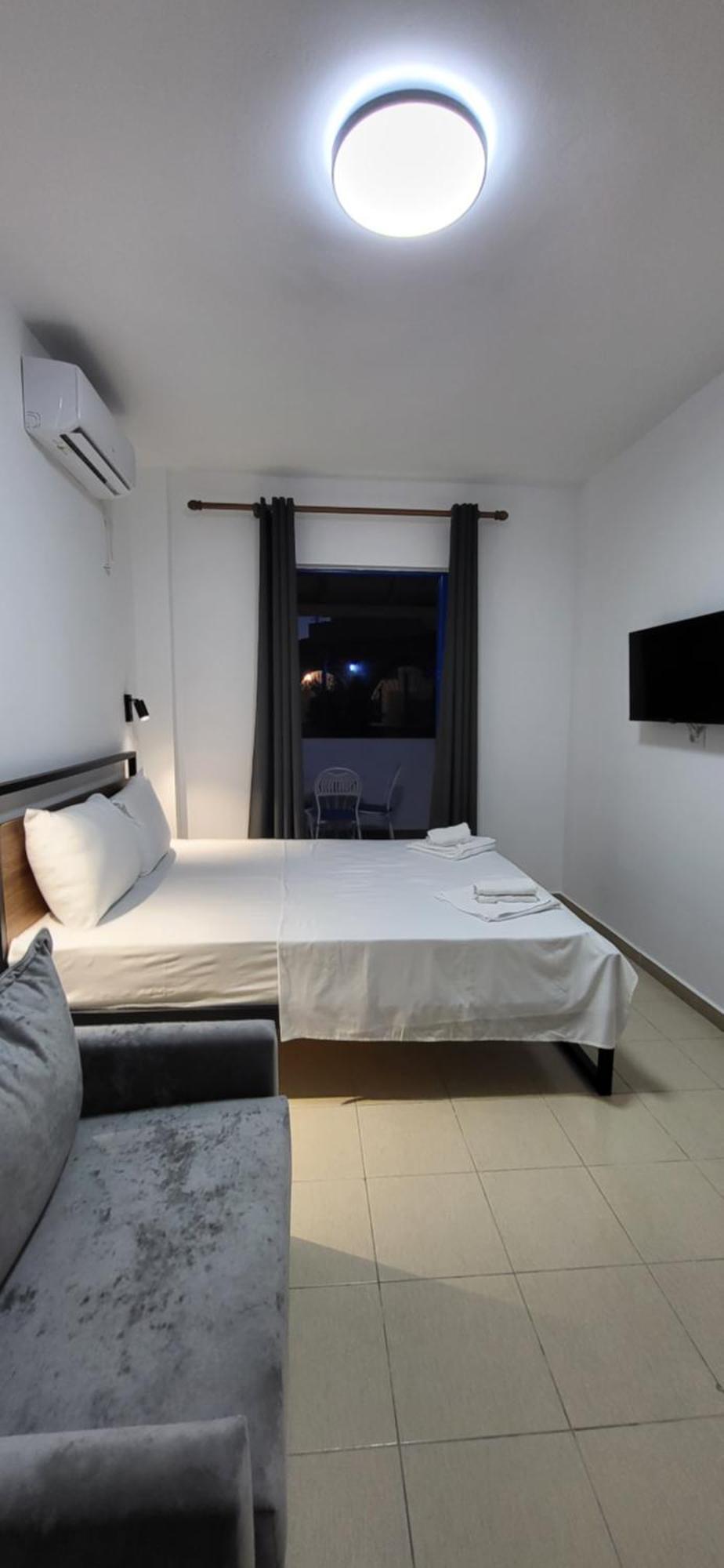Itaka Summer Rooms Lukova Ngoại thất bức ảnh