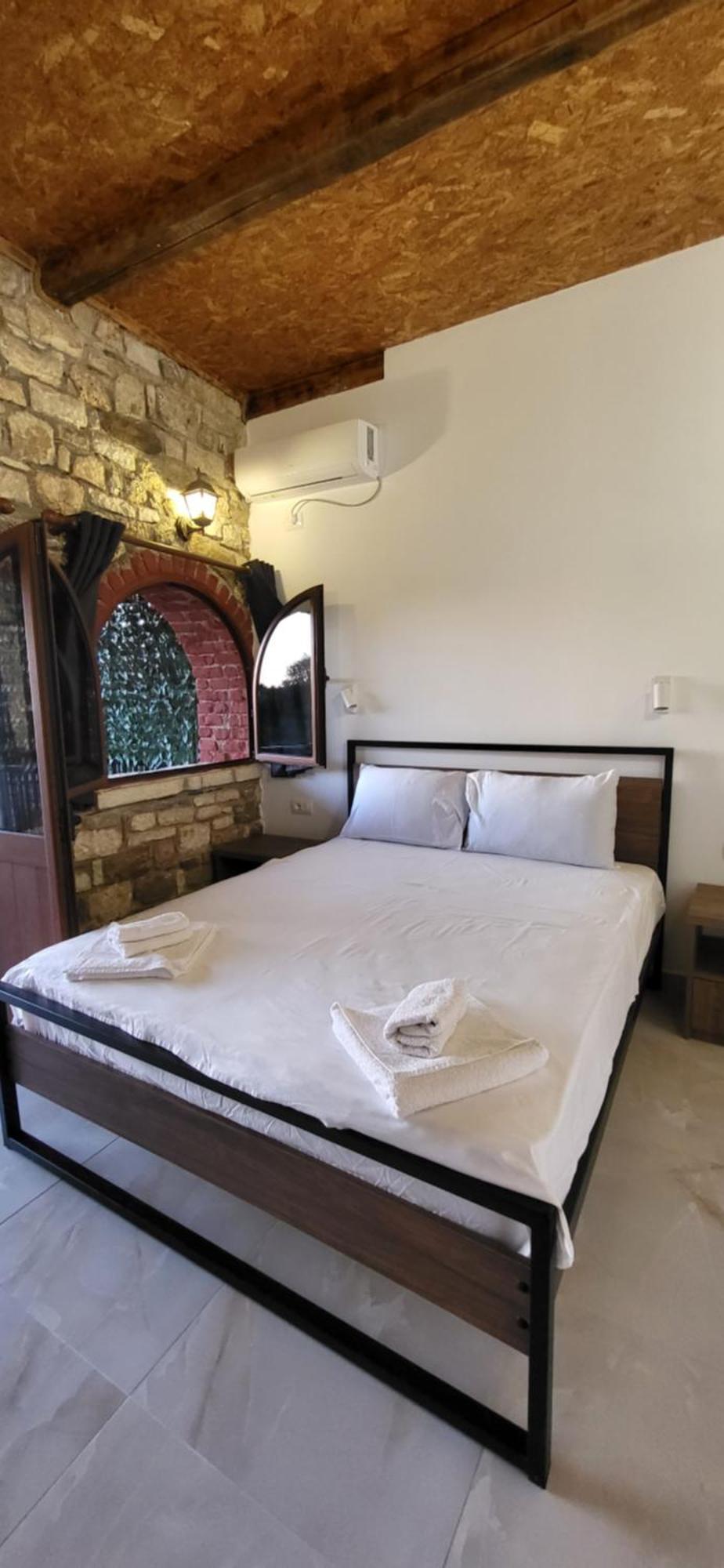 Itaka Summer Rooms Lukova Ngoại thất bức ảnh
